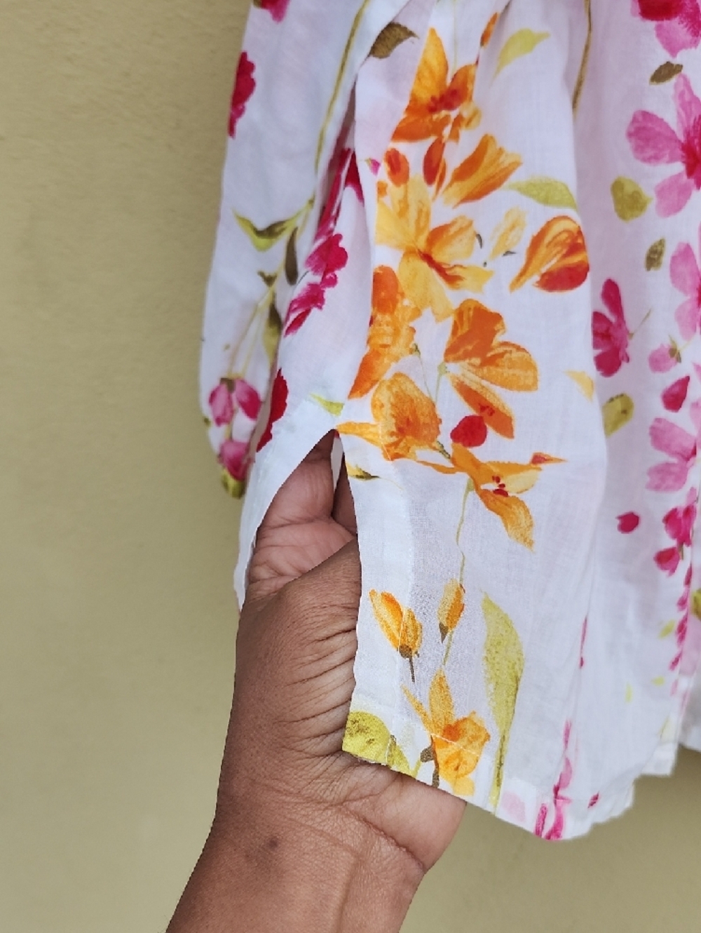 Liz Claiborne Woman Floral Button-Up Blouse in White with Pink & Yellow Blooms - Picture 11 of 13